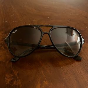 Ray-Ban Aviator Sunglasses RB4376